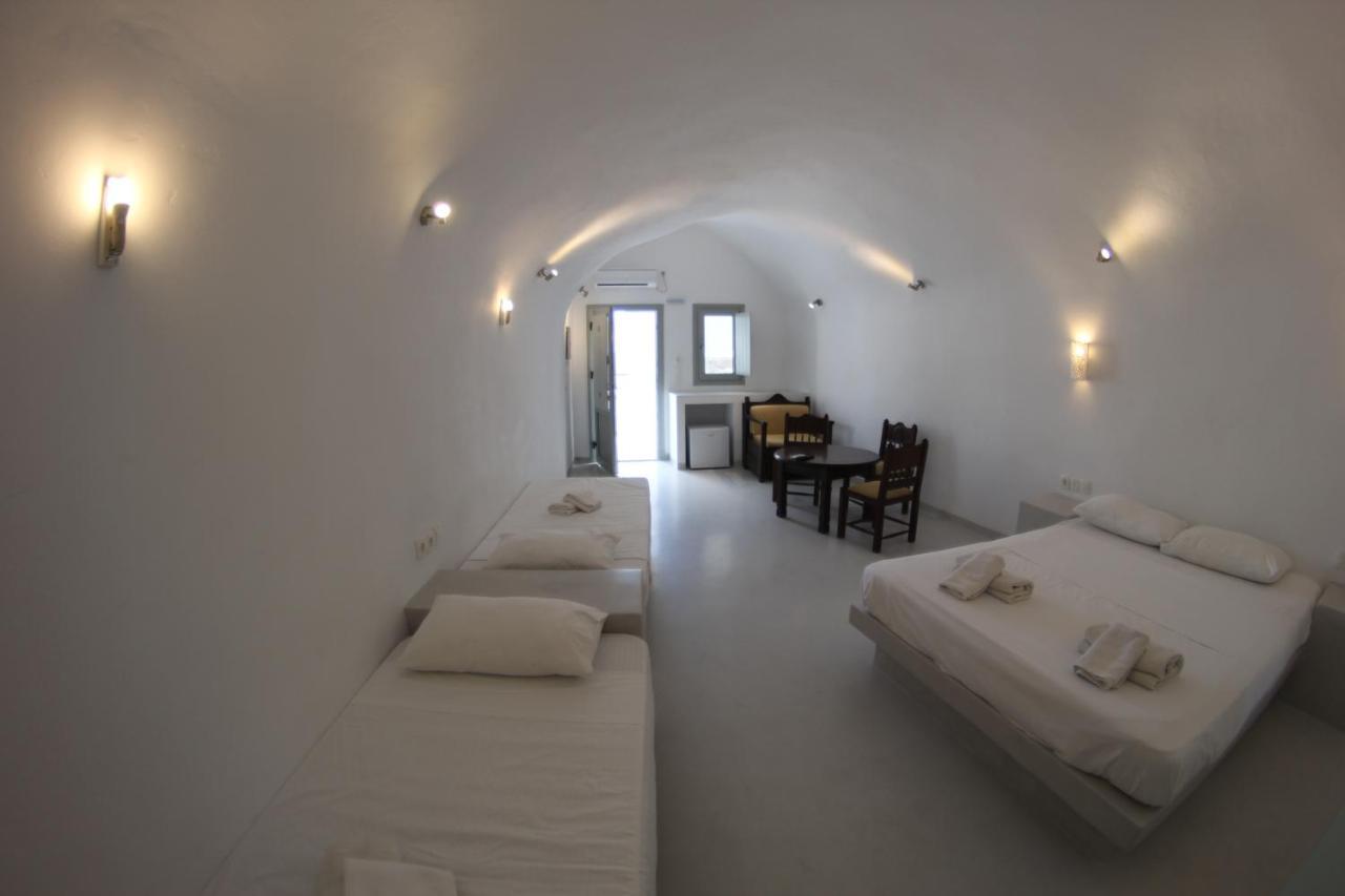 Fira Getaway - Economy Basement Rooms Exterior photo