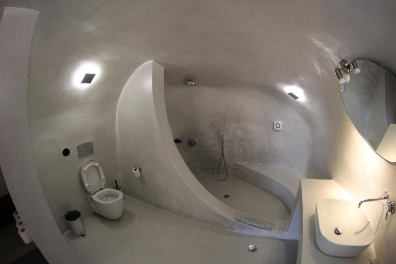 Fira Getaway - Economy Basement Rooms Exterior photo